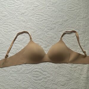 Knix wingwoman size 3